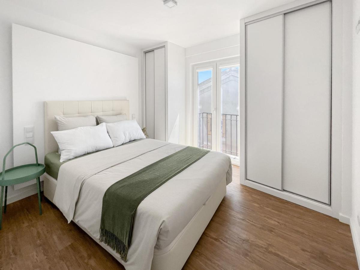 Sea Light Apartment Sesimbra. 2 Bedrooms, 6 Guests Bagian luar foto