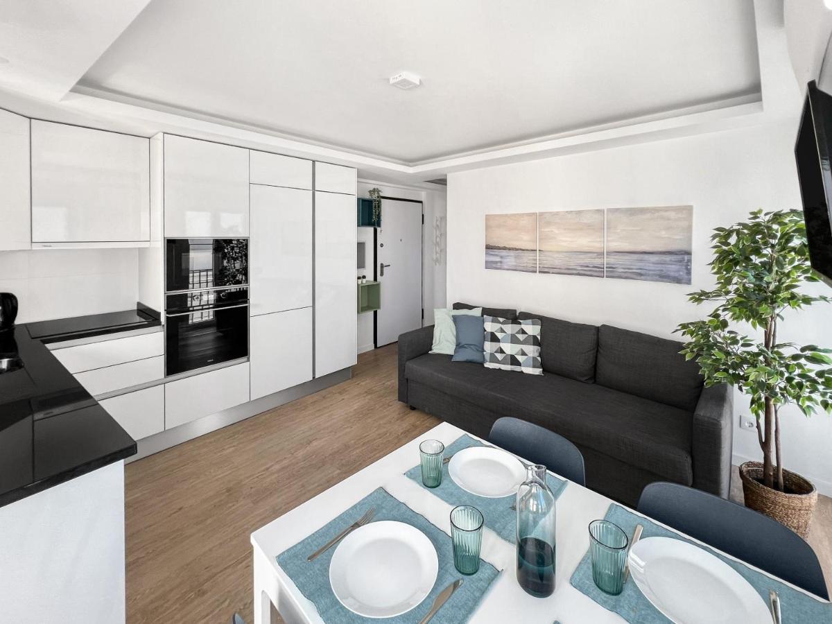 Sea Light Apartment Sesimbra. 2 Bedrooms, 6 Guests Bagian luar foto